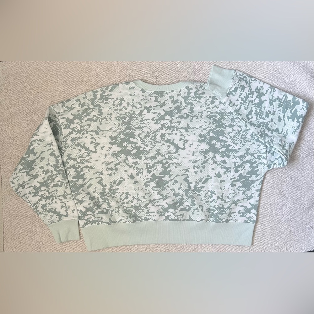 UNDER ARMOUR Camo Rival Fleece Crew Pullover Sweatshirt Loose Women’s | Size: M - Picture 3 of 12